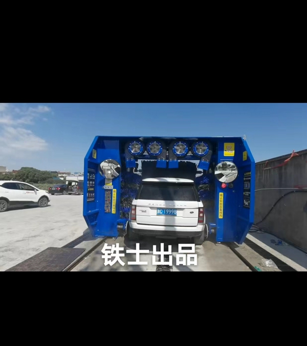中國-溫州龍灣Guo際機場充電區，無人值守設備調試中